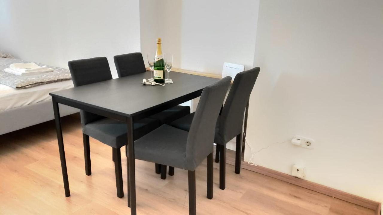 וינה Cozynite Premium Apartment Hauptbahnhof 1+2 מראה חיצוני תמונה